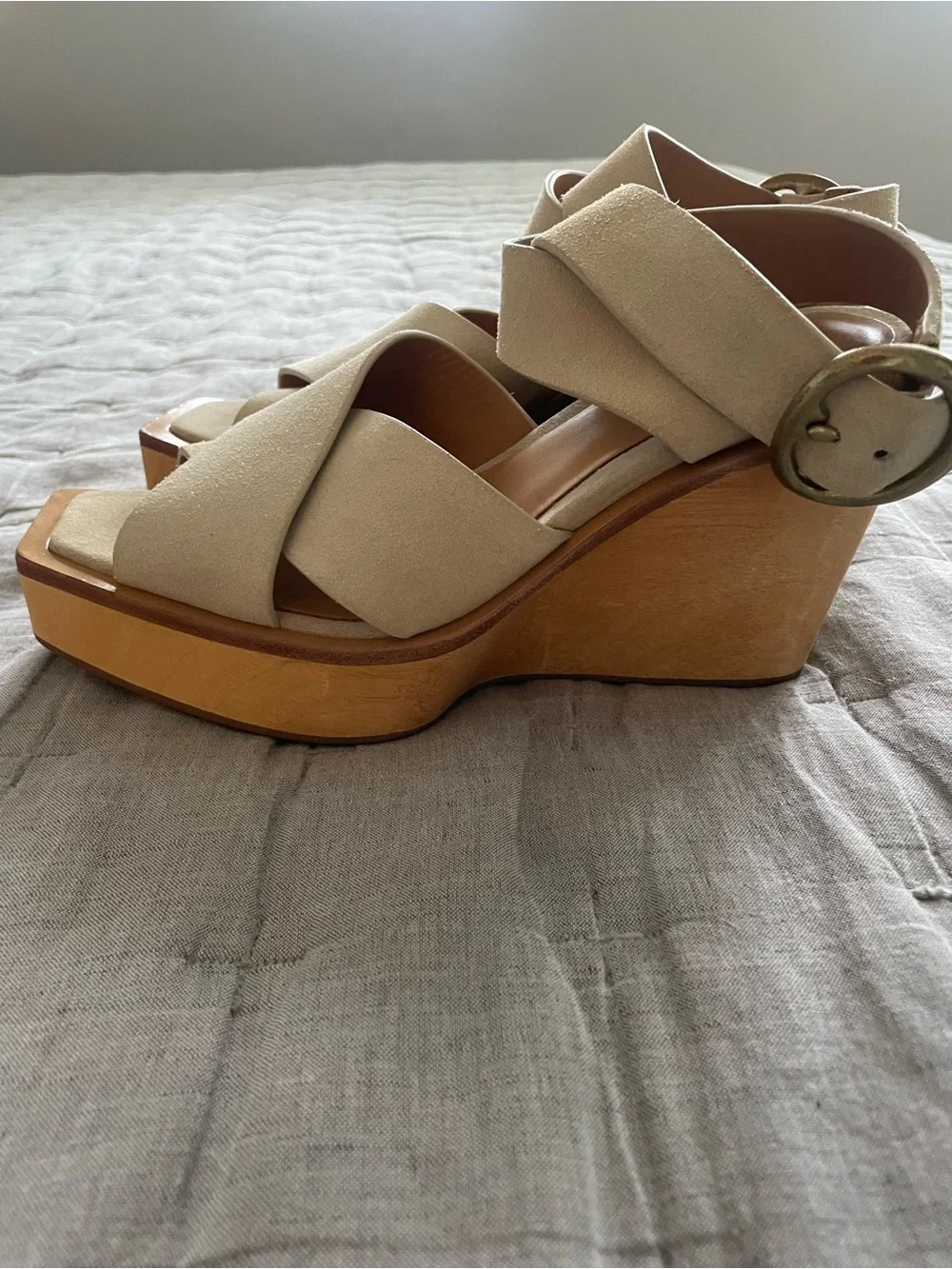 Rag & Bone Santiago Suede Wedge Wrap Sandals in natural, size 8.5 (Eur 39)